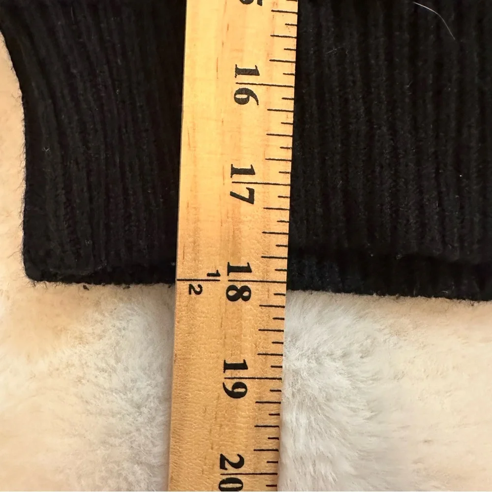 ZARA | NWOT - Cropped Chunky Knit Bow Sweater - Size M - Picture 6 of 8